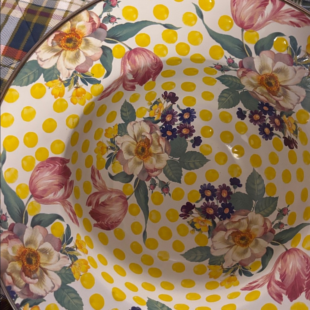 Mackenzie-Child’s large enamel buttercup bowl - retired - Picture 3 of 10